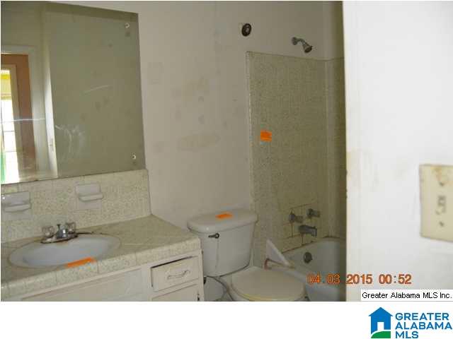 101 Oak Street Alabaster, AL 35114 - Photo 6 of 12