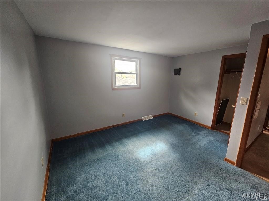 70 Theresa Drive Cheektowaga, NY 14227 - Photo 7 of 9