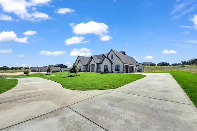 $1,370,000 | 621 Hondo Crossing, Weatherford, TX 76087
