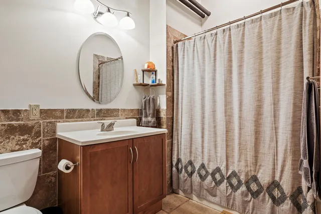 $4,000 | 1818 North Water Street, Unit 306, Milwaukee, WI 53202