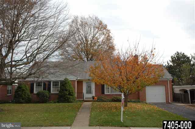11 Lee Street Hanover, PA 17331 - Photo 1 of 20 Gallery Image 1