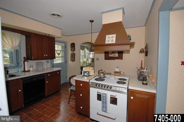 11 Lee Street Hanover, PA 17331 - Photo 13 of 20 Gallery Image 13