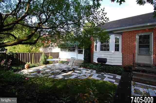 11 Lee Street Hanover, PA 17331 - Photo 15 of 20 Gallery Image 15