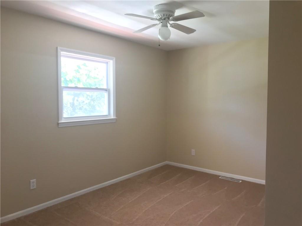 4928 Swinging Bridge Road Conover, NC 28613 - Photo 10 of 31 Gallery Image 10