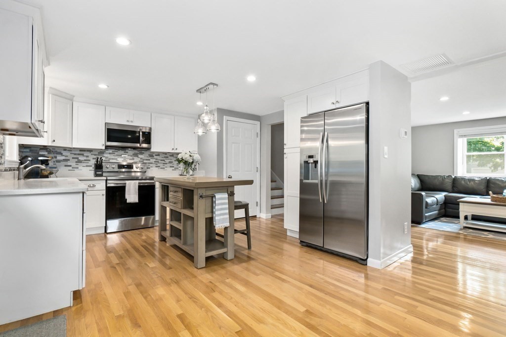 55 Spring Street Wakefield, MA 01880 - Photo 14 of 32