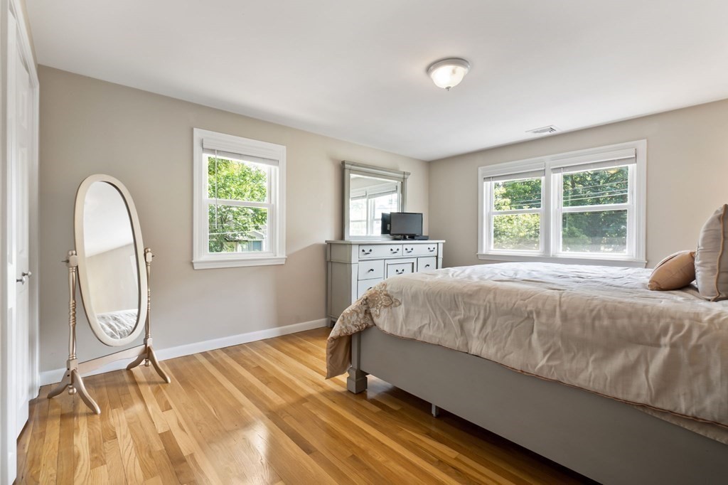 55 Spring Street Wakefield, MA 01880 - Photo 19 of 32