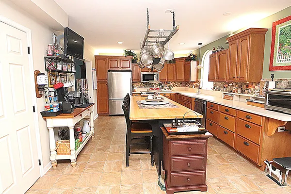 $529,999 | 17734 Jennifer Lane, Hagerstown, MD 21740