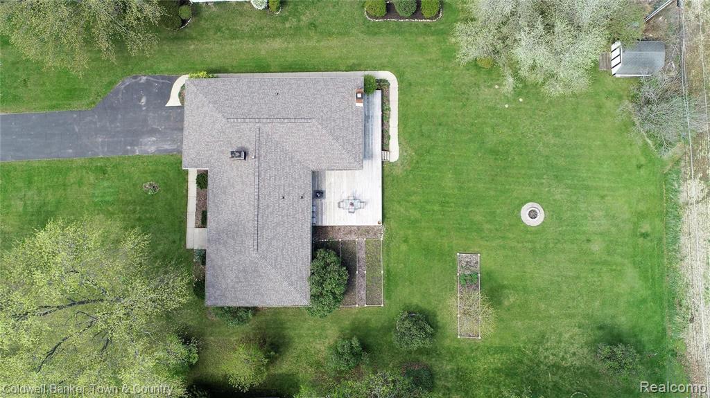 5675 Pinckney Road Howell, MI 48843 - Photo 29 of 36
