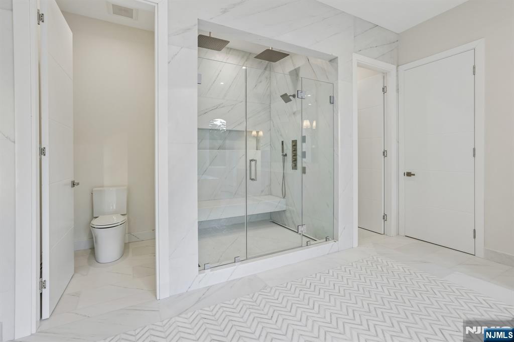 1050 Ramapo Valley Road Mahwah, NJ 07430 - Photo 31 of 50