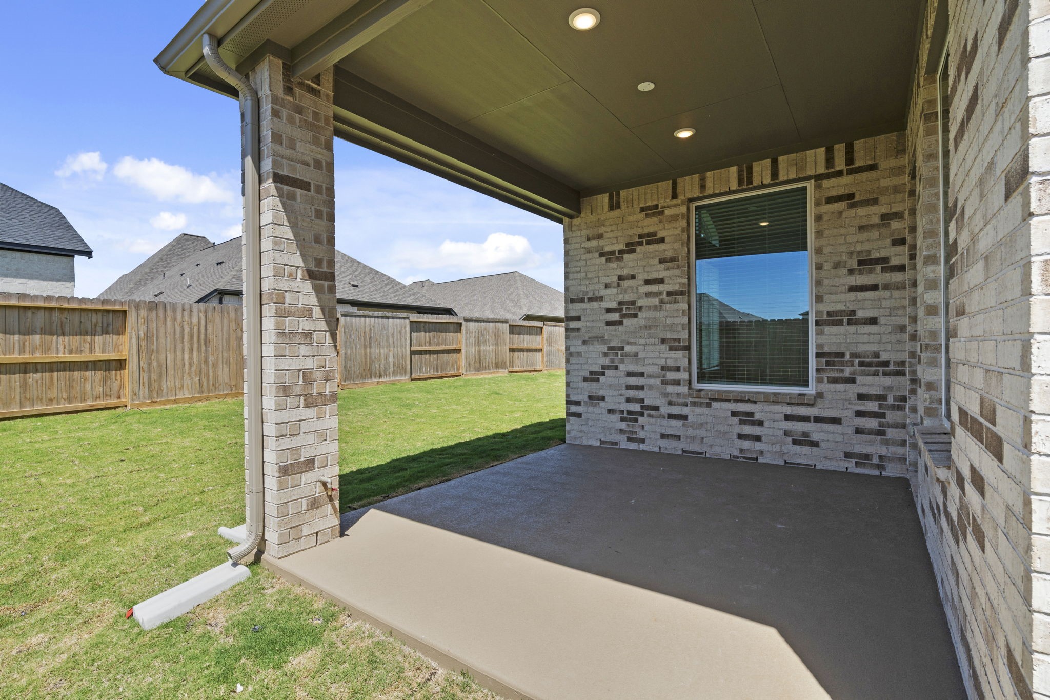 2910 Peach Vly Road Fulshear, TX 77423 - Photo 29 of 35 a view of outdoor space and yard