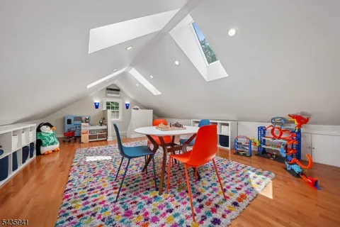 $899,000 | 14 Evergreen Place, Maplewood, NJ 07040