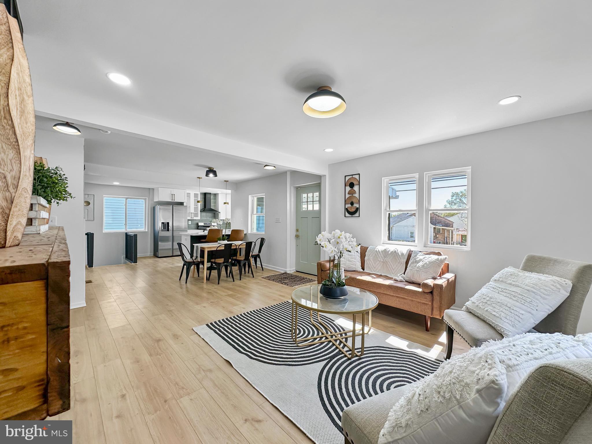 5210 Addison Road Capitol Heights, MD 20743 - Photo 9 of 55 Living Room