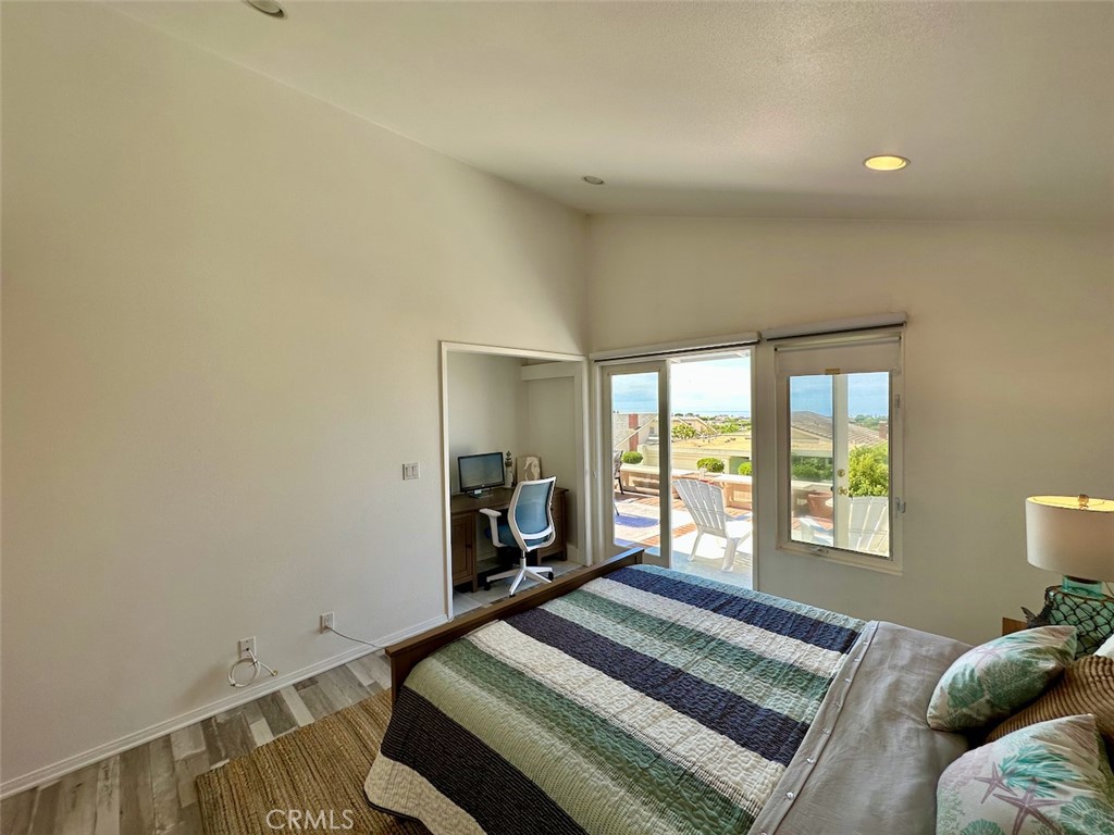 33635 Capstan Drive Dana Point, CA 92629 - Photo 15 of 33 a bed sitting in a bedroom next to a window