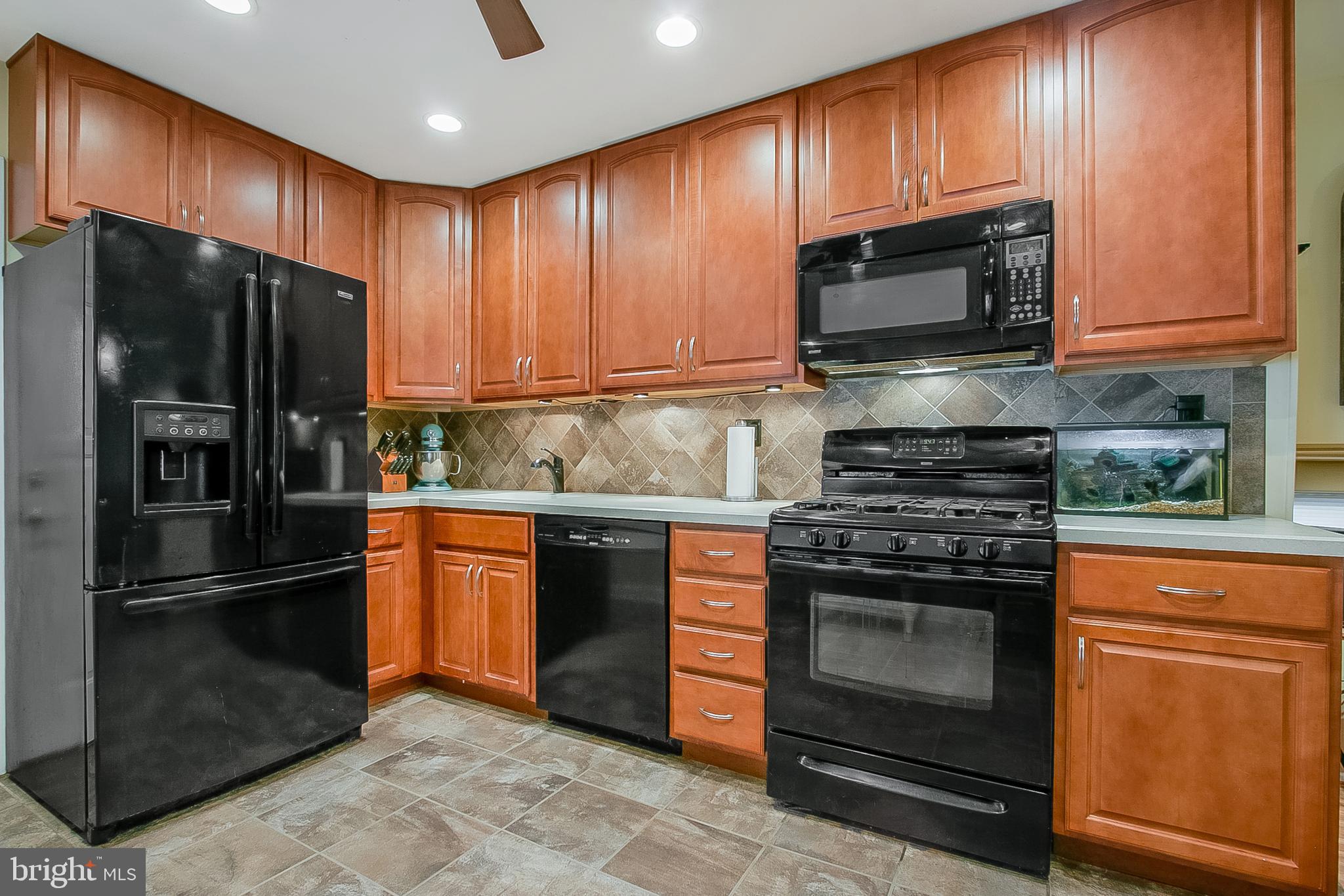 114 West Rutherford Drive Newark, DE 19713 - Photo 11 of 38 Gallery Image 11