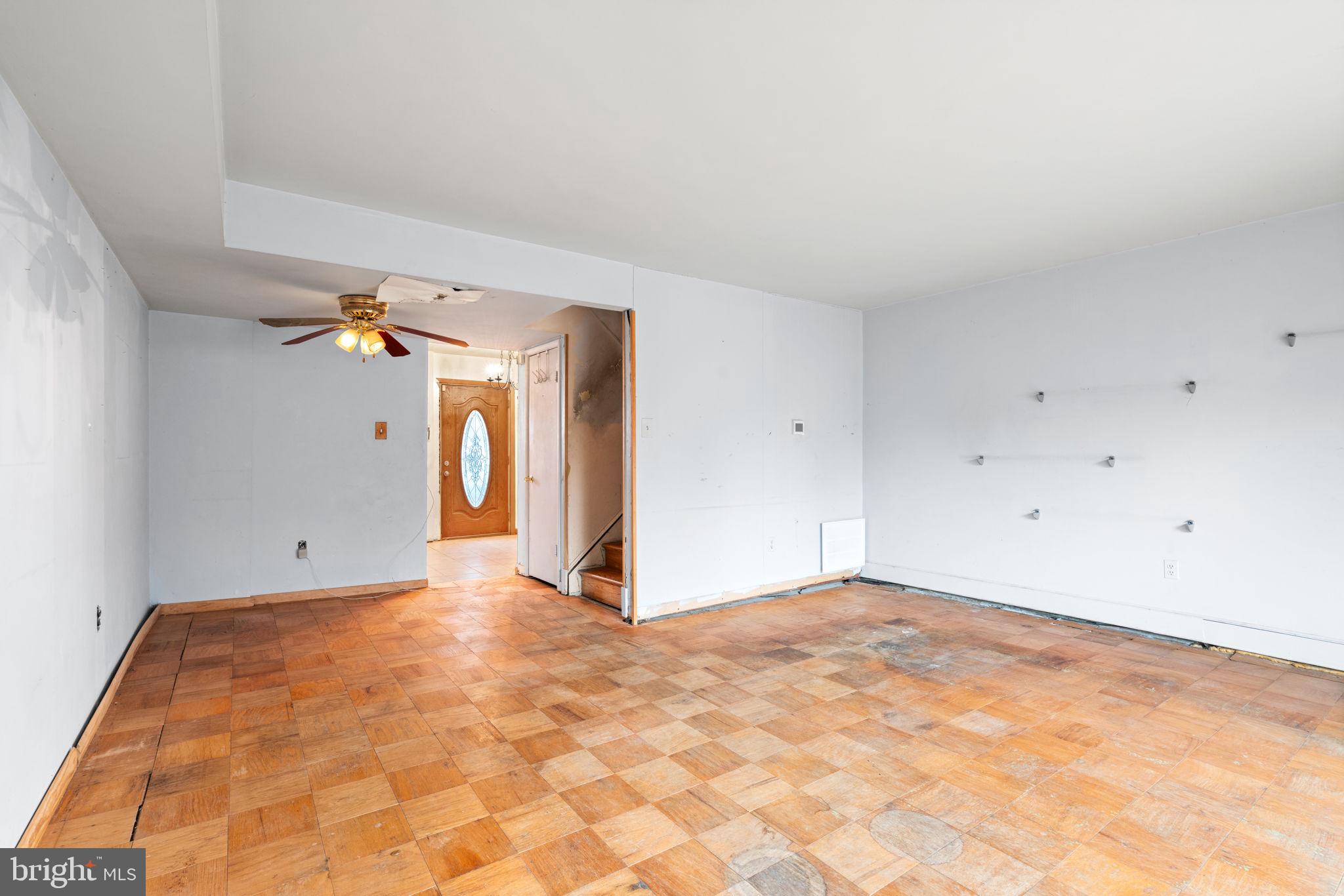 1004 Colonial Avenue Alexandria, VA 22314 - Photo 8 of 21 Dining Area and Living Room