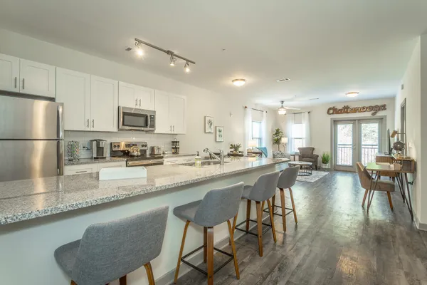 $415,000 | 804 Riverfront Parkway, Unit 409, Chattanooga, TN 37402