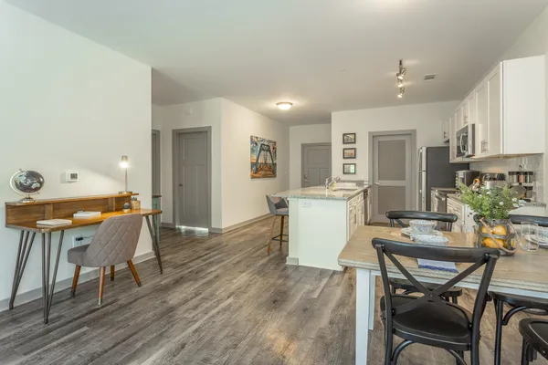 $415,000 | 804 Riverfront Parkway, Unit 409, Chattanooga, TN 37402