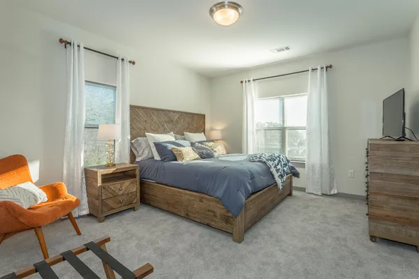 $415,000 | 804 Riverfront Parkway, Unit 409, Chattanooga, TN 37402