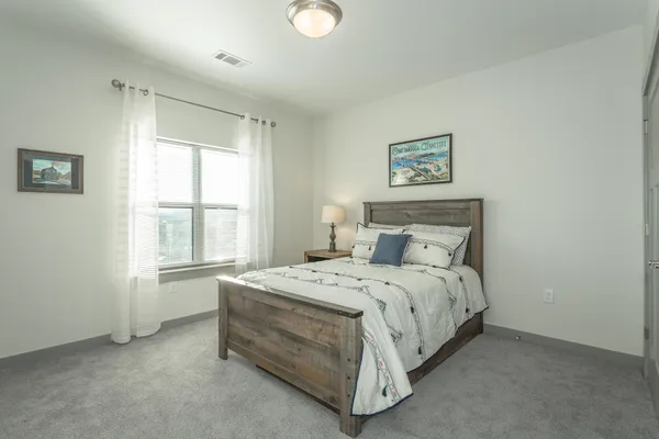 $415,000 | 804 Riverfront Parkway, Unit 409, Chattanooga, TN 37402