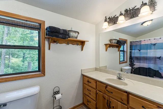 $379,000 | 40 White Cloud Drive, Murphy, NC 28906