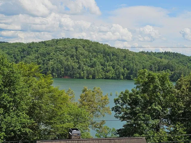 $379,000 | 40 White Cloud Drive, Murphy, NC 28906