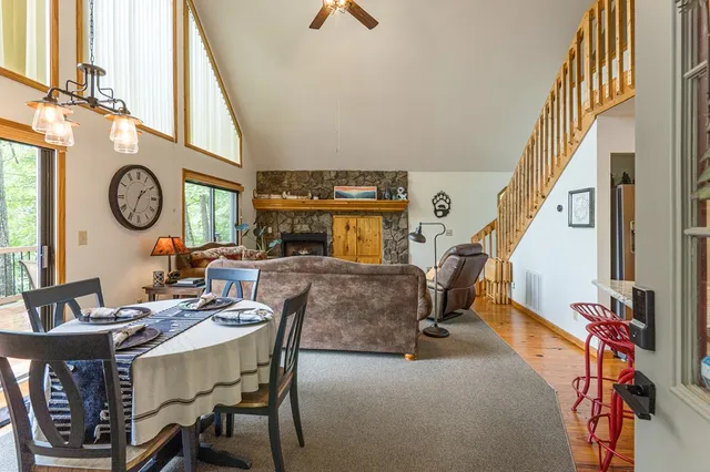 $379,000 | 40 White Cloud Drive, Murphy, NC 28906