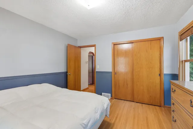 $389,900 | 1340 69th Avenue Northeast, Fridley, MN 55432