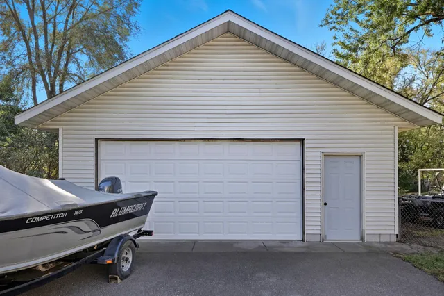 $389,900 | 1340 69th Avenue Northeast, Fridley, MN 55432