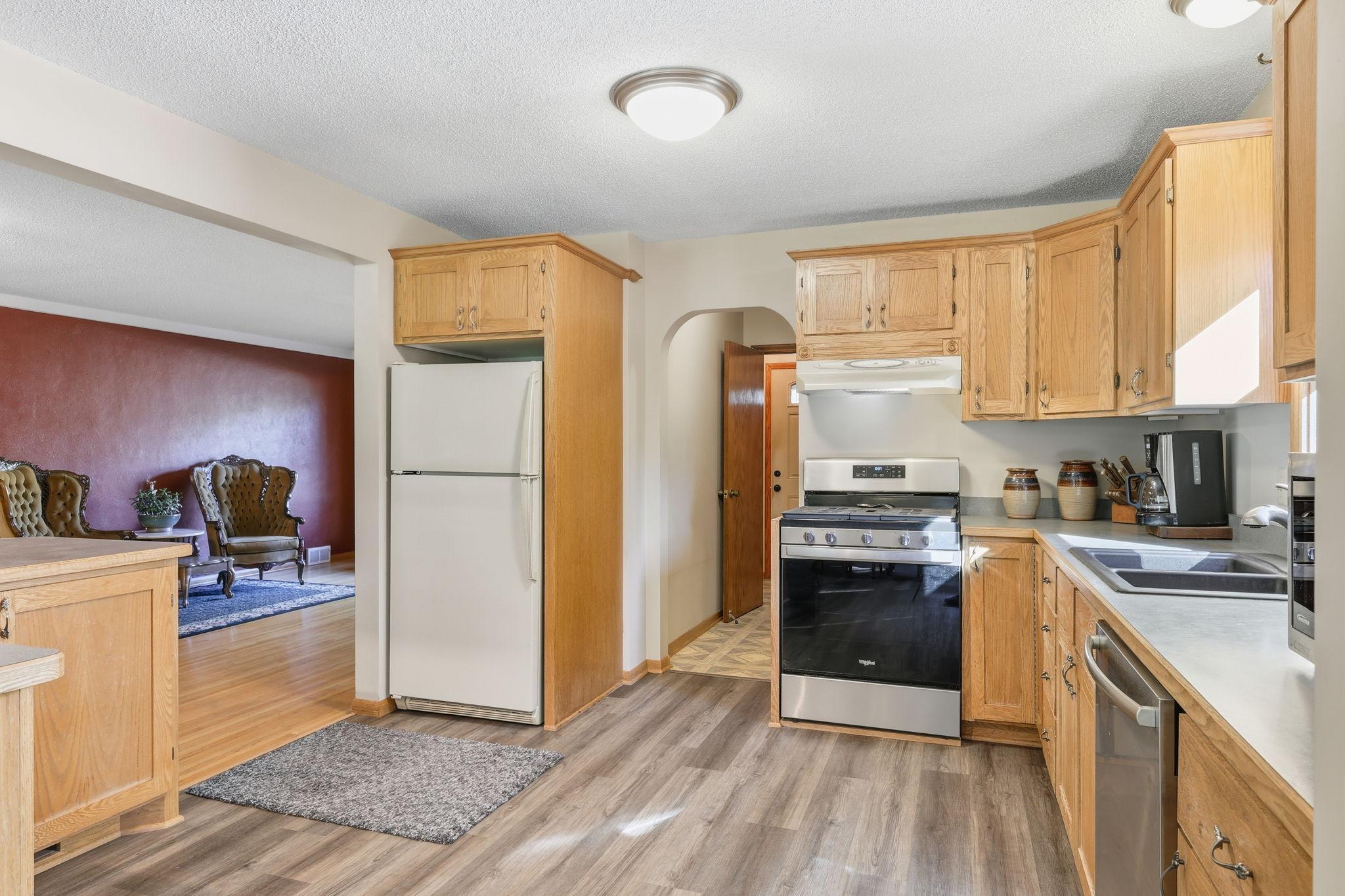 1340 69th Avenue Northeast Fridley, MN 55432 - Photo 34 of 51