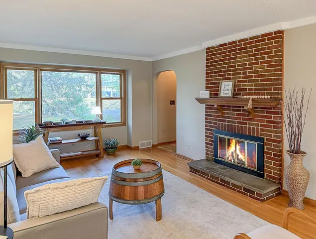 $389,900 | 1340 69th Avenue Northeast, Fridley, MN 55432