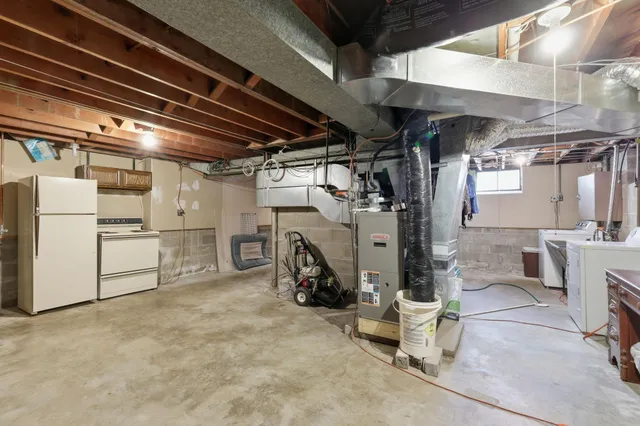 $389,900 | 1340 69th Avenue Northeast, Fridley, MN 55432