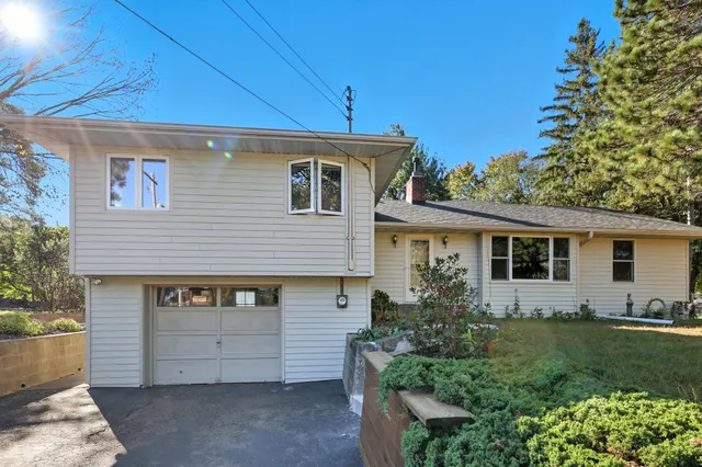 $389,900 | 1340 69th Avenue Northeast, Fridley, MN 55432