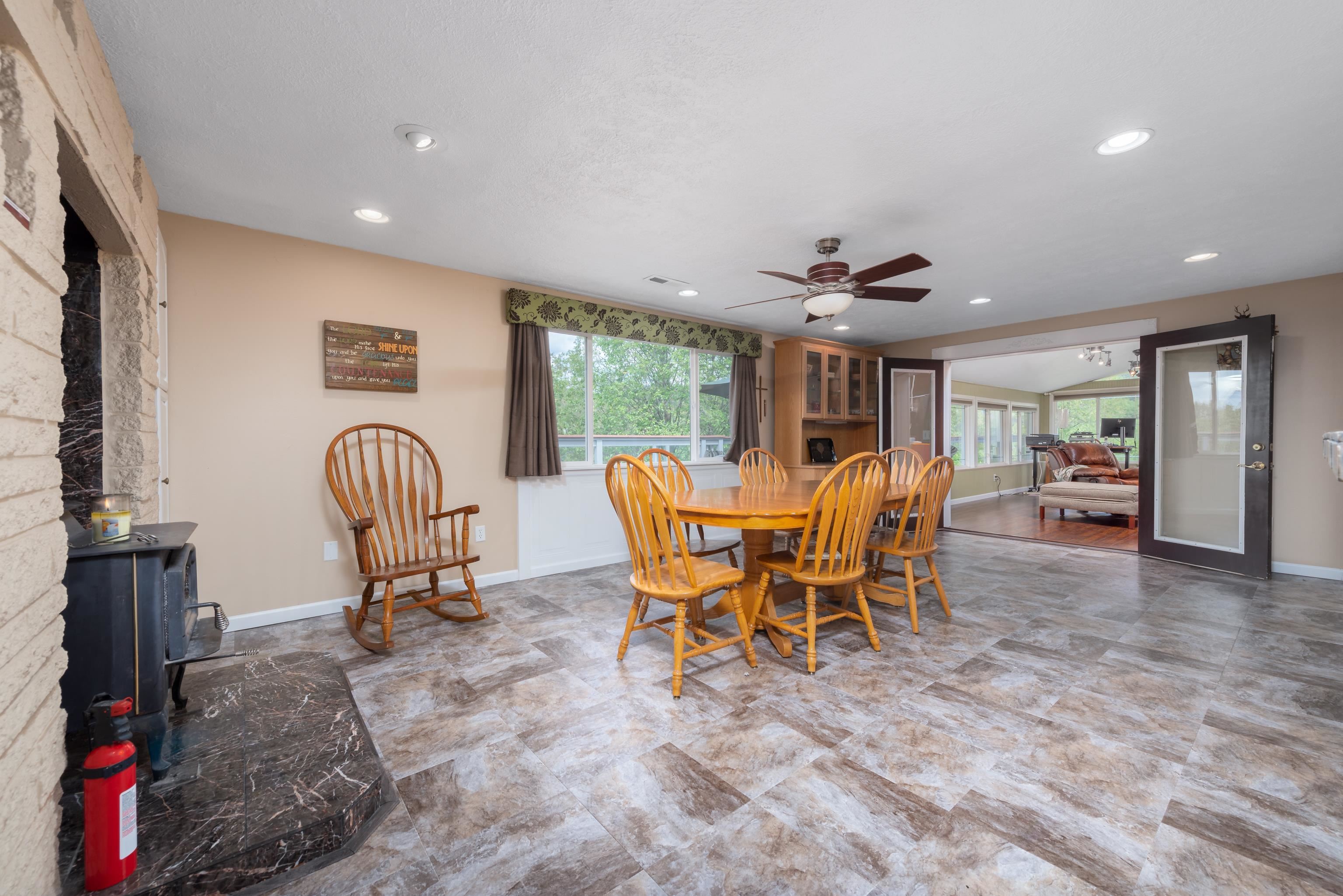 10318 North Morrison Road Spokane, WA 99217 - Photo 29 of 44
