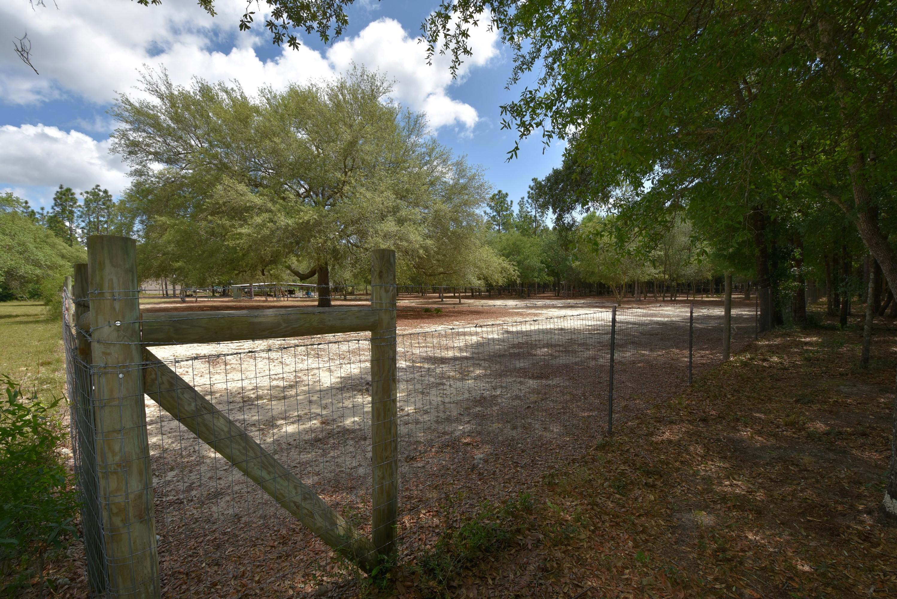1421 Thunder Ridge Road Holt, FL 32564 - Photo 3 of 18 1421 Thunder Ridge 03 SW Corner