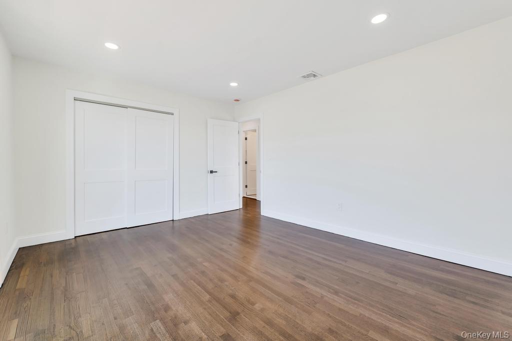 66 Lighthouse Road Babylon, NY 11702 - Photo 25 of 30
