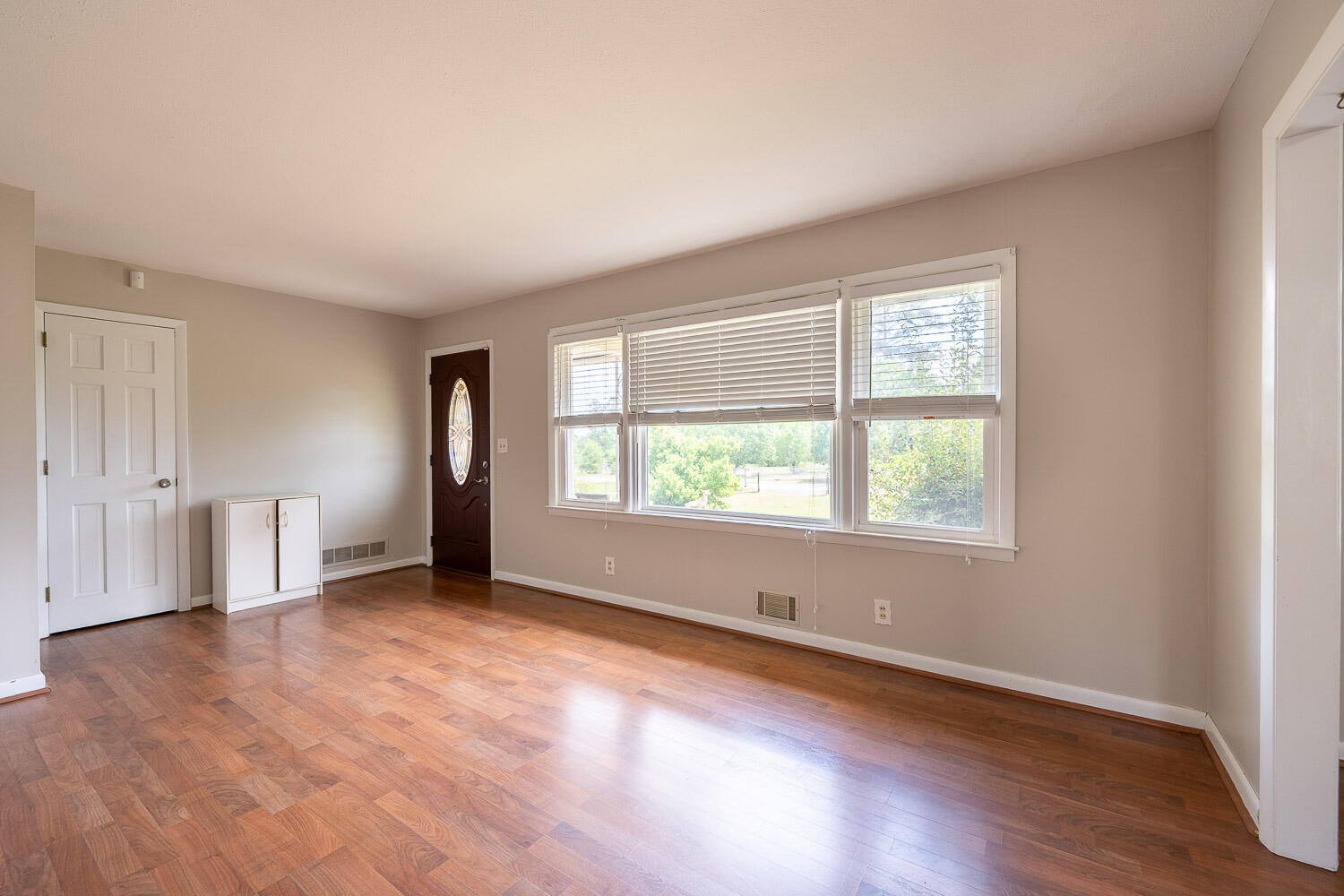 1008 Fairview Road Beech Island, SC 29842 - Photo 11 of 28 1008 Fairview-interior-MLS-2