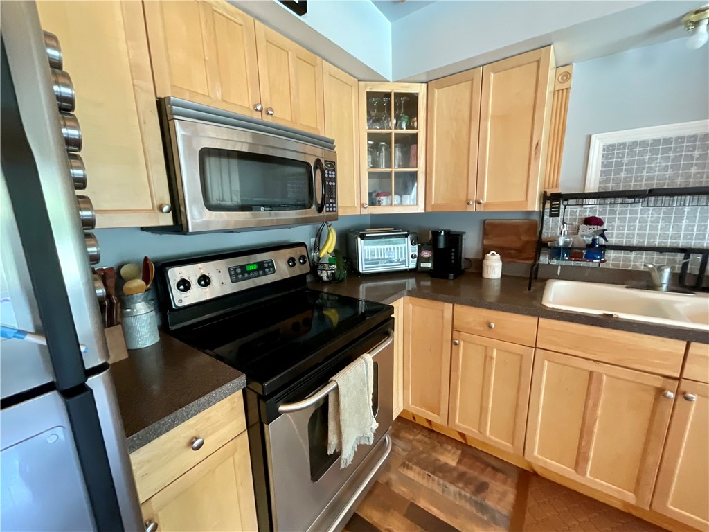 7821 State Rte 21 Naples, NY 14512 - Photo 10 of 27
