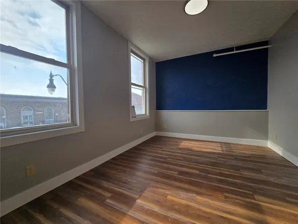 $1,500 | 27 East Main Street, Unit 208, Waterloo, NY 13165