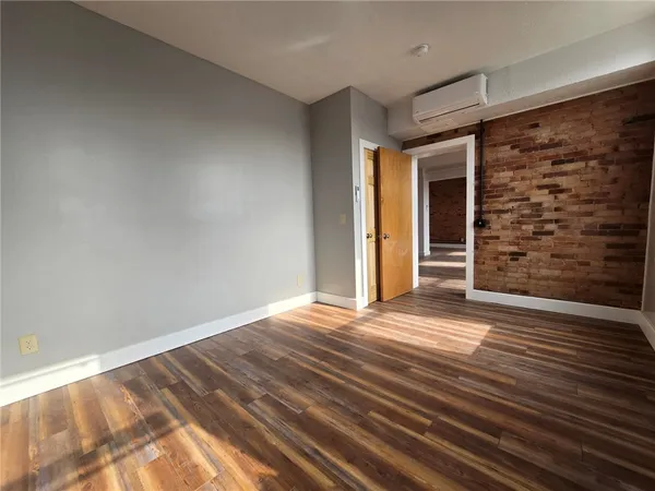 $1,500 | 27 East Main Street, Unit 208, Waterloo, NY 13165