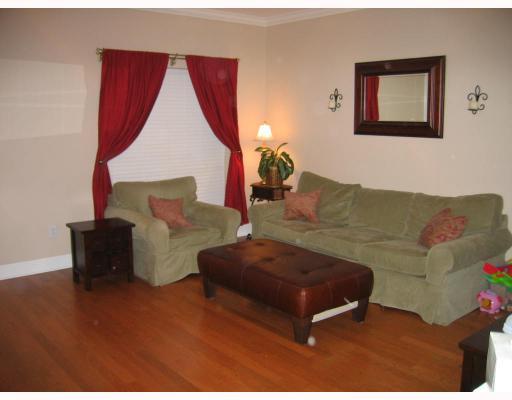 108 Short Street, Unit B Slidell, LA 70461 - Photo 3 of 8 Gallery Image 3