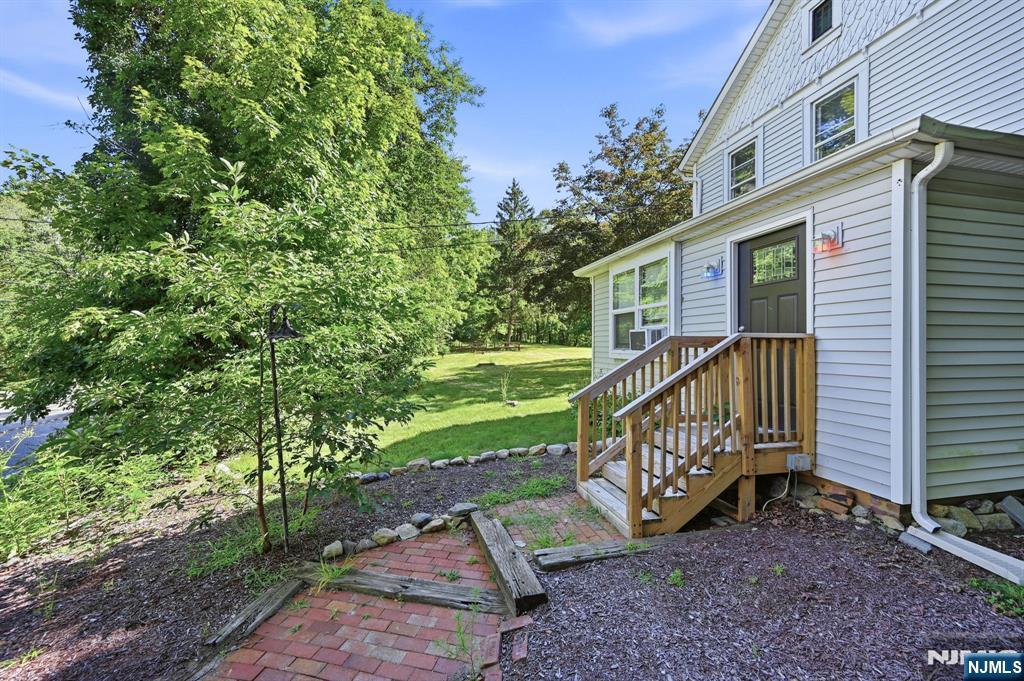 655 Macopin Road West Milford, NJ 07480 - Photo 2 of 30 Gallery Image 2