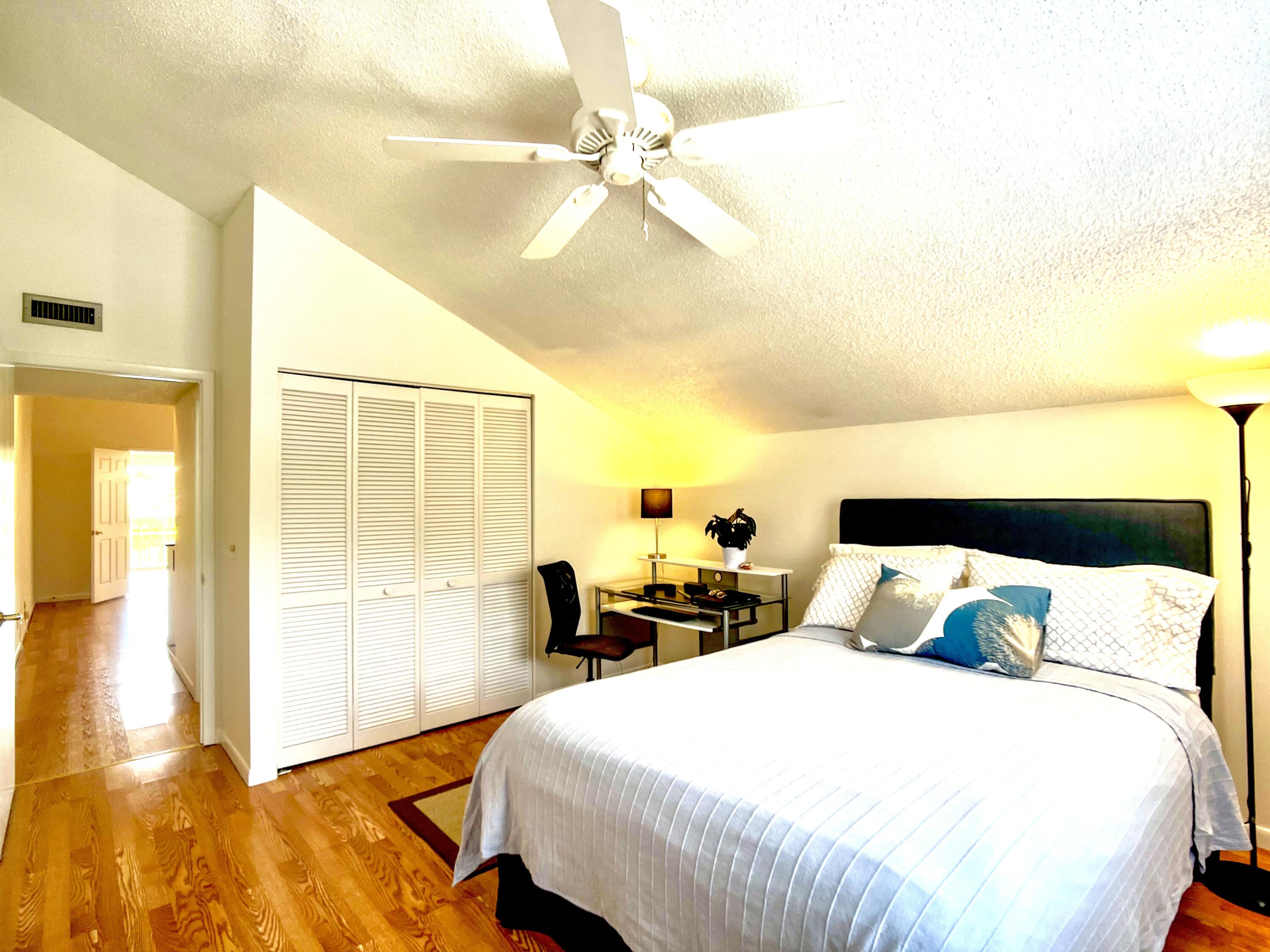 102 Maplecrest Circle Jupiter, FL 33458 - Photo 14 of 18 Upstairs BR