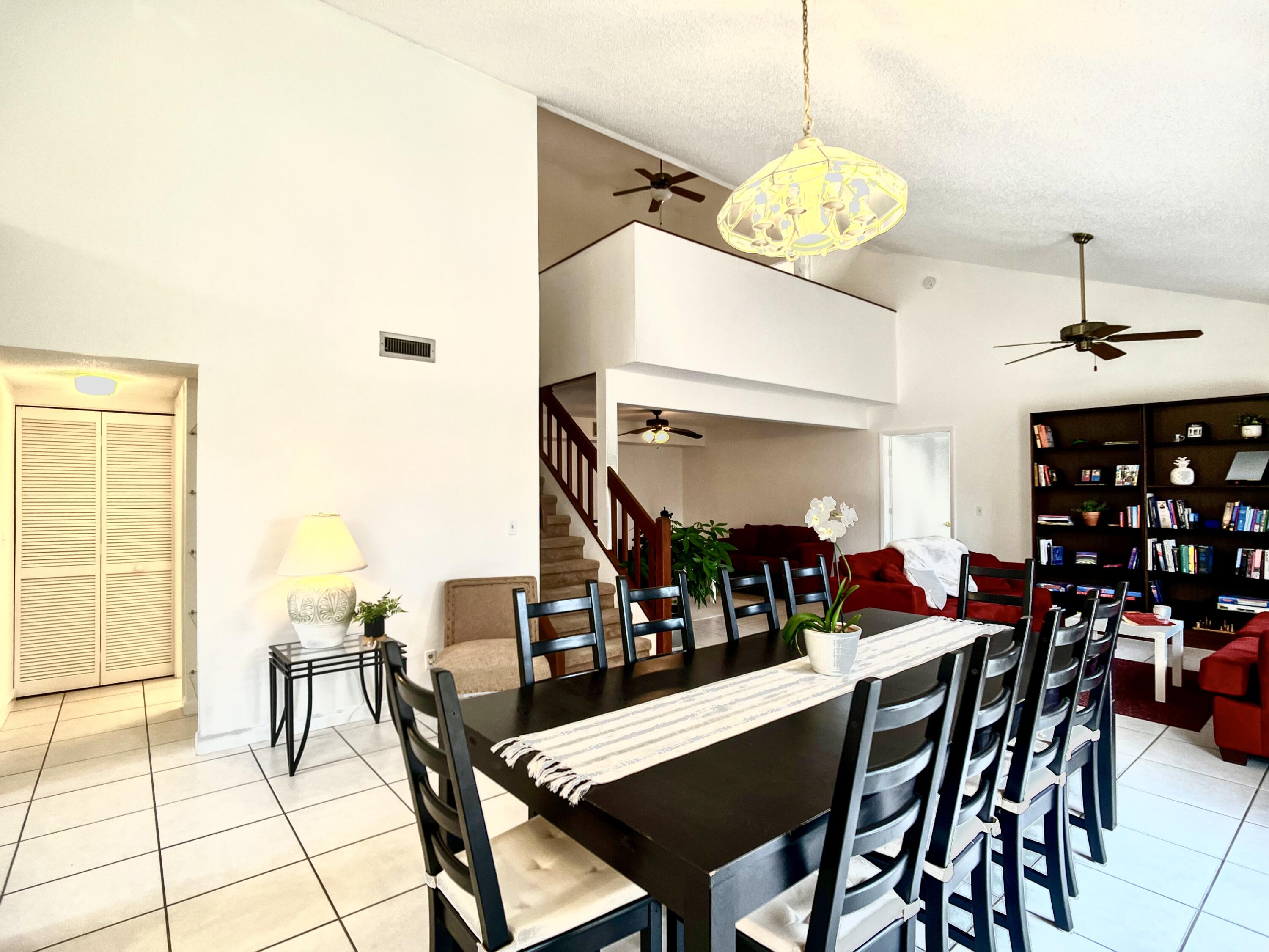 102 Maplecrest Circle Jupiter, FL 33458 - Photo 2 of 18 Living/Dining