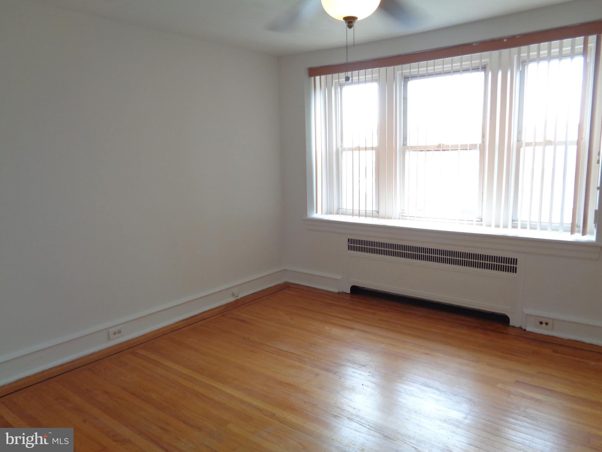7425 Sommers Road Philadelphia, PA 19138 - Photo 12 of 25 Gallery Image 12