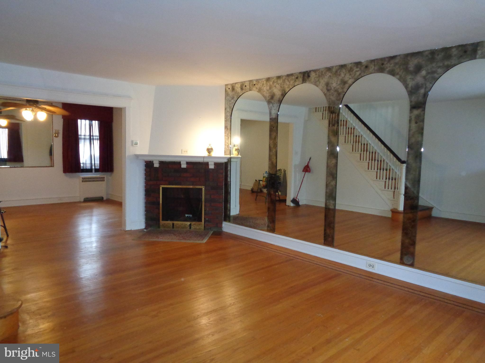 7425 Sommers Road Philadelphia, PA 19138 - Photo 5 of 25 Gallery Image 5