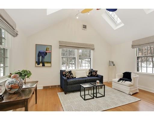58 Lawrence Road Weston, MA 02493 - Photo 14 of 32 Gallery Image 14