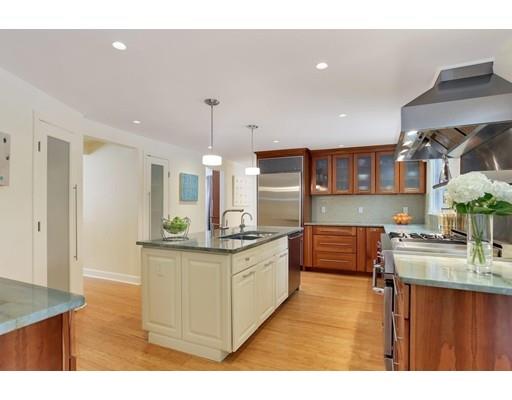 58 Lawrence Road Weston, MA 02493 - Photo 10 of 32 Gallery Image 10