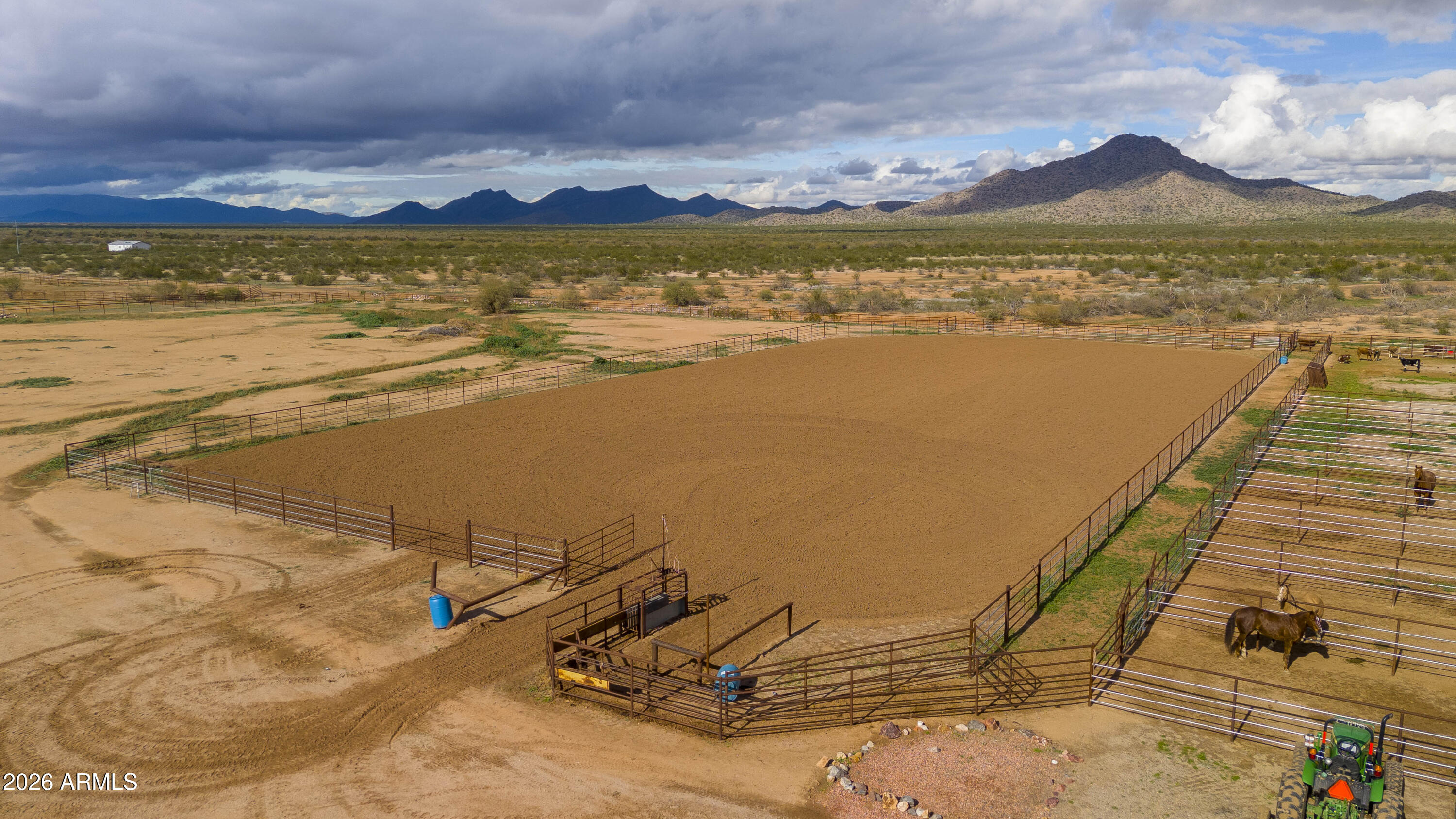 46109 West J-1 Ranch Road Wickenburg, AZ 85390 - Photo 6 of 32 a view of a sky from a terrace