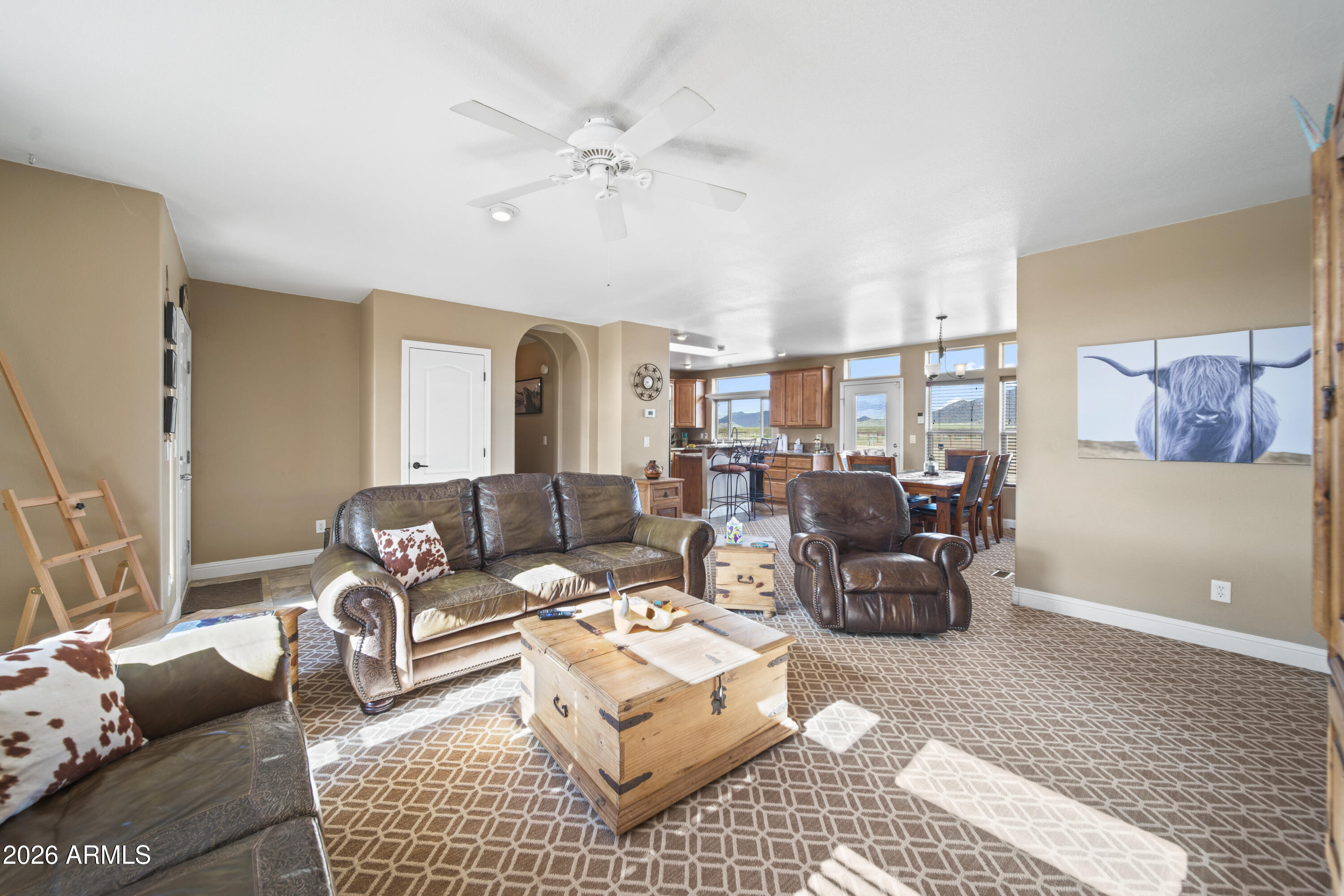46109 West J-1 Ranch Road Wickenburg, AZ 85390 - Photo 9 of 32 a living room with furniture
