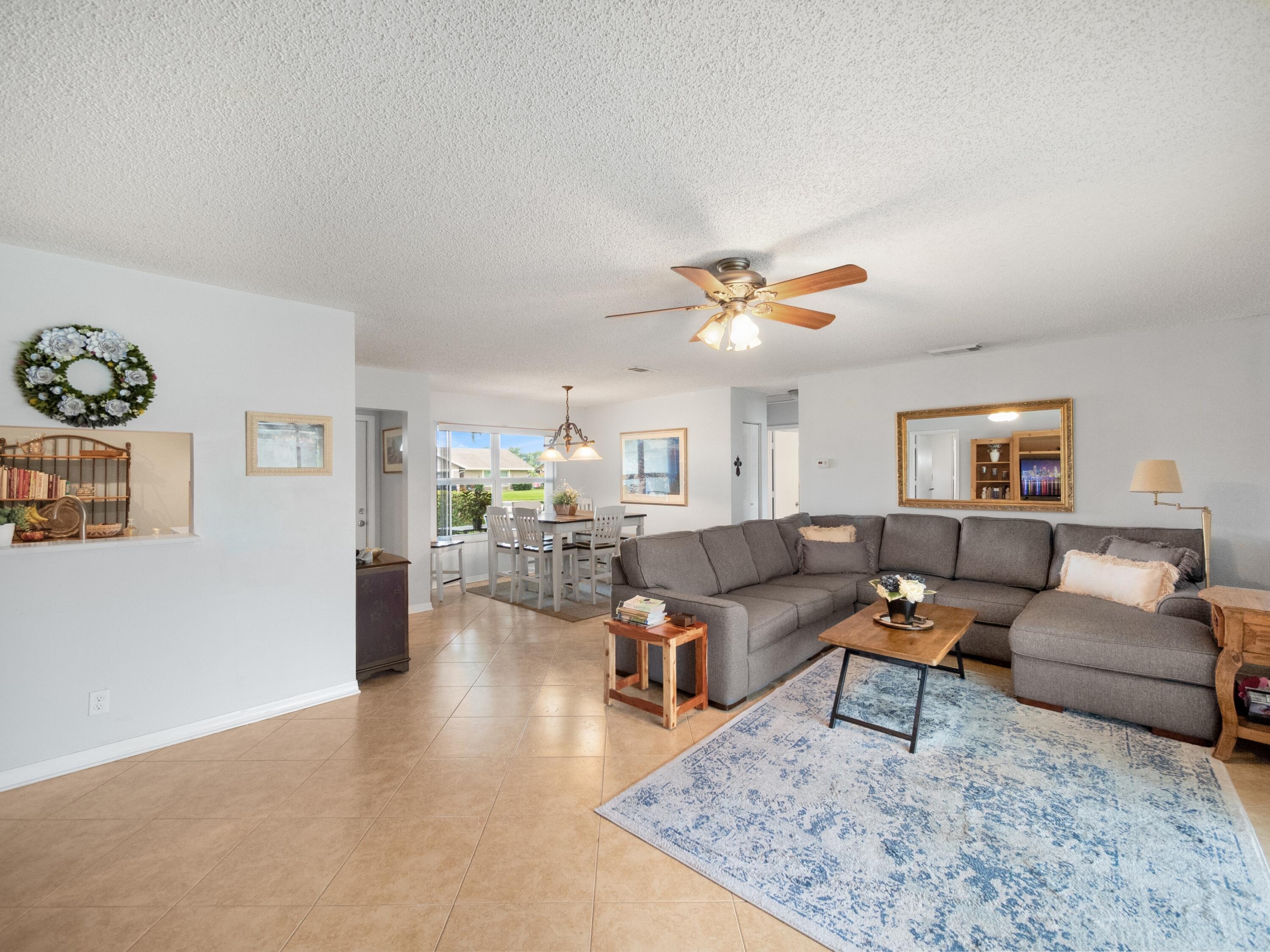 9536 Burlington Place Boca Raton, FL 33434 - Photo 5 of 20 Great Room